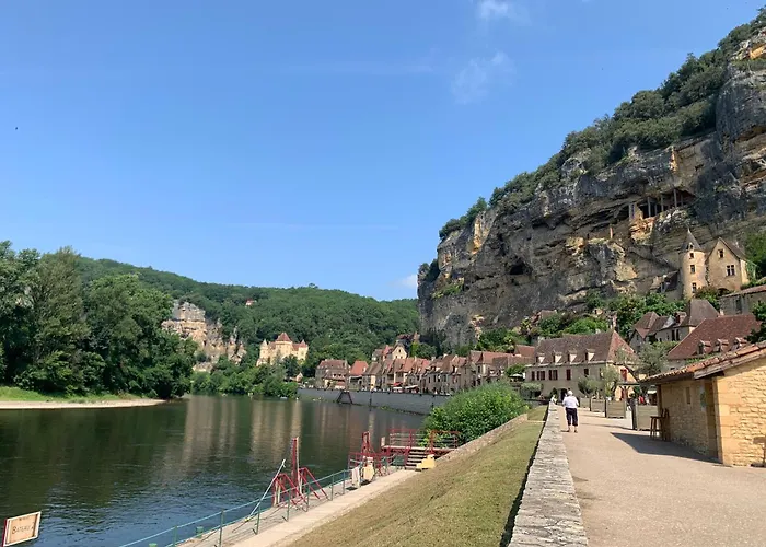 A Haven… Dom wakacyjny Faux (Dordogne)